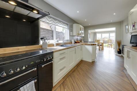 Kitchen Alt