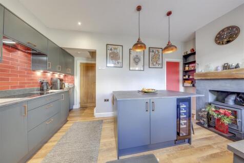 Breakfast / Kitchen