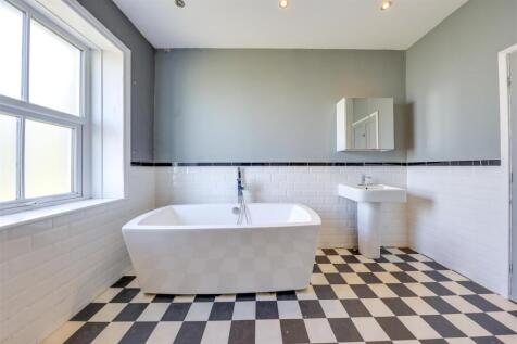 Feature Bath