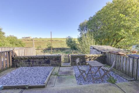 Rear Patio Garden