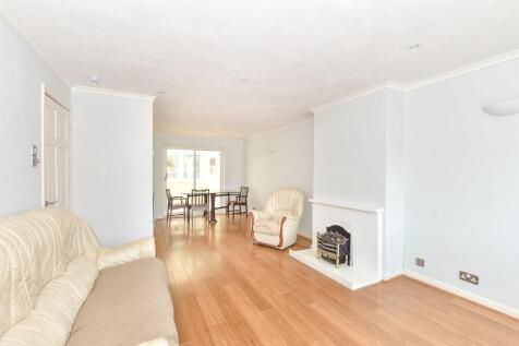 Lounge/ Dining Room