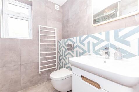 Main Shower Room