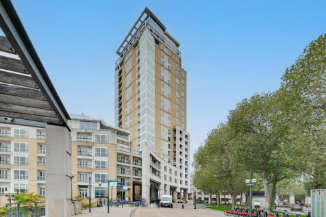 Iconic Canary Riverside Development