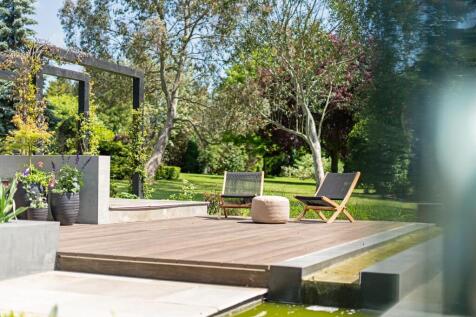 Spectacular Landscaped Gardens