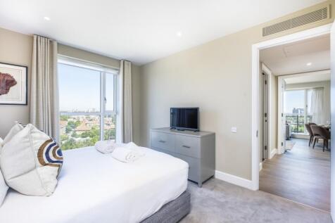 Bedroom One (2)