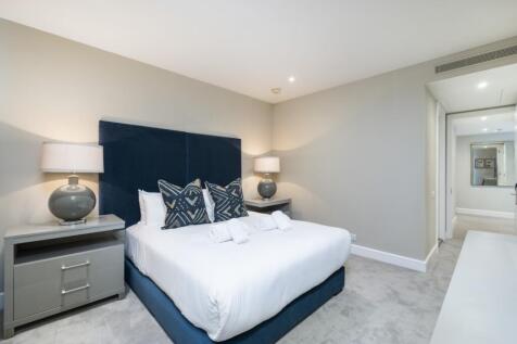 Bedroom Two (2)