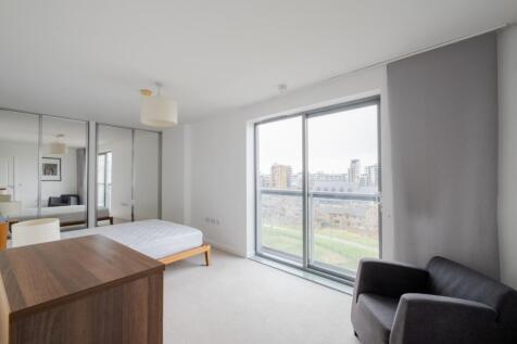 Bedroom One (2)
