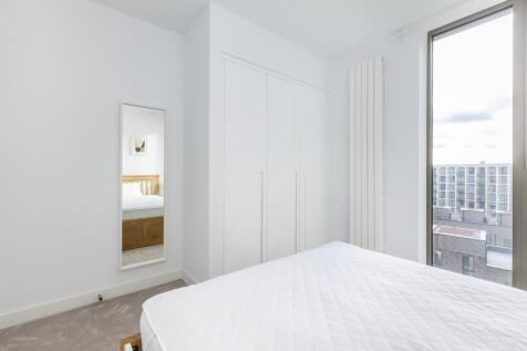 Bedroom One (2)
