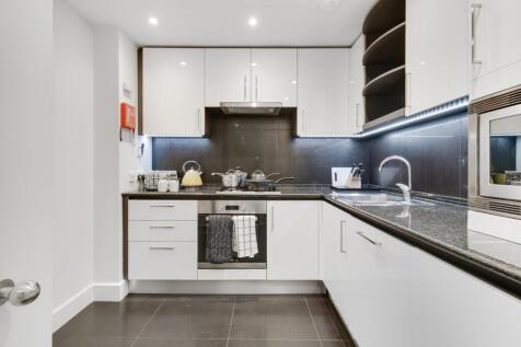 Example Kitchen (2)