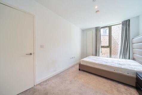 Bedroom One (2)