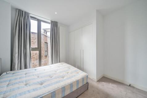 Bedroom Two (2)