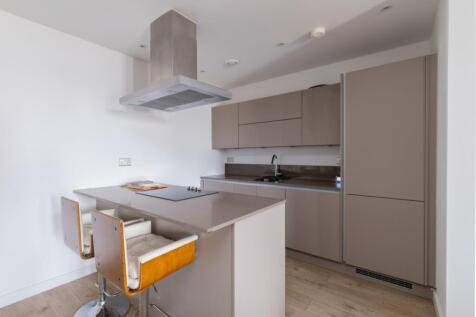 Kitchen (2)