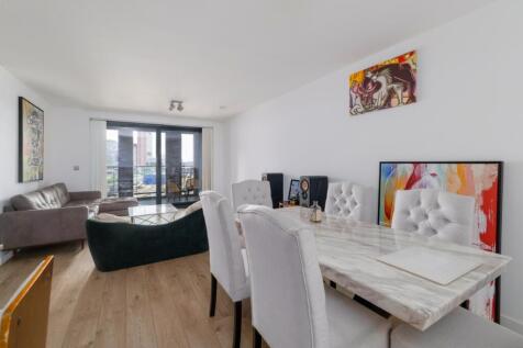 Dining Area - Rec...
