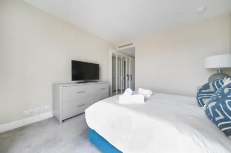 Bedroom One (3)