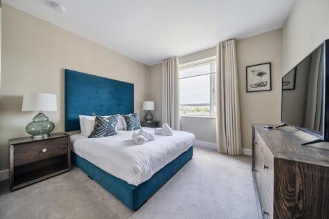 Bedroom One (2)