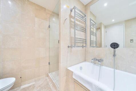 En Suite (3)