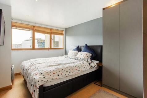 Bedroom One (2)