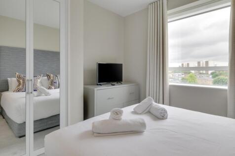 Bedroom Two (3)