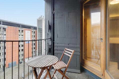 Balcony (2)