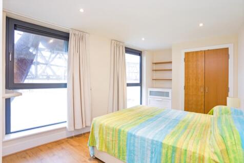 Bedroom Two (2)