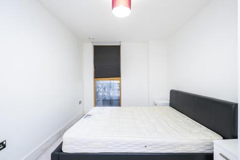 Bedroom (2)