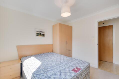 Bedroom Two (2)