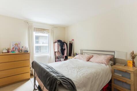 Bedroom (2)