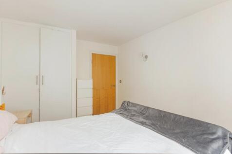 Bedroom (3)
