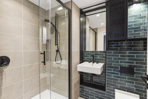 Example En Suite