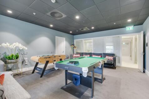 Residents Lounge (3)