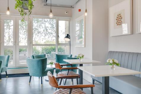 Residents Dining (3)