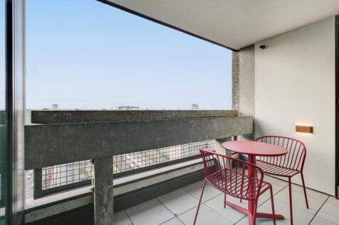 117-Balfron-Tower-13