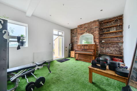 Property Image 18