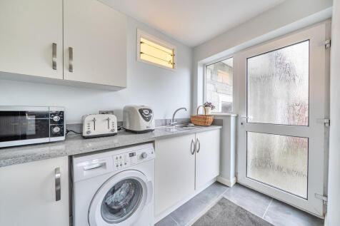 1393372-11-69401d...