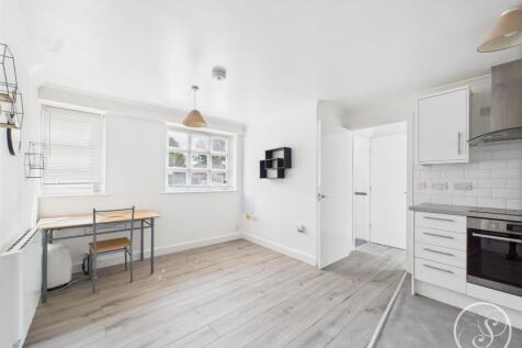 Kitchen/Living Space