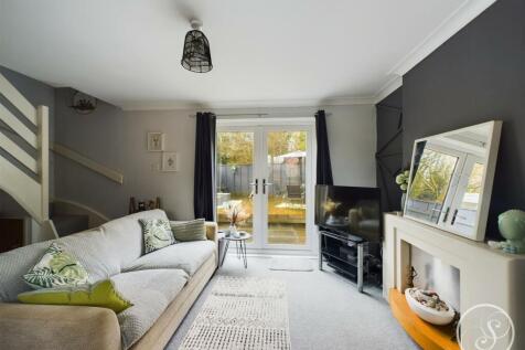 KITCHEN/LOUNGE/DINER