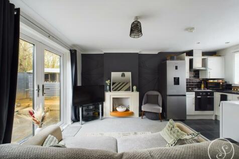 KITCHEN/LOUNGE/DINER