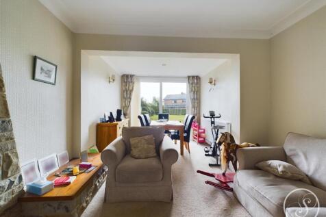 SECOND SITTING ROOM/DINING ROOM