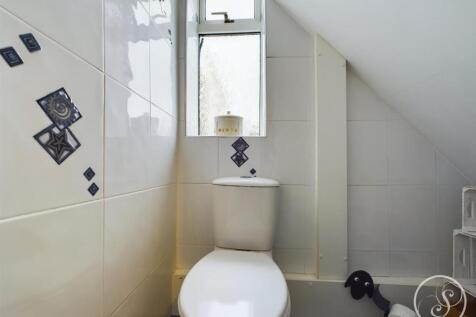 SEPERATE WC