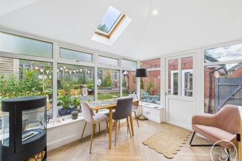 SUN ROOM