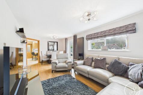 SECOND SITTING ROOM/DINING ROOM