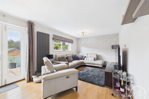 SECOND SITTING ROOM/DINING ROOM