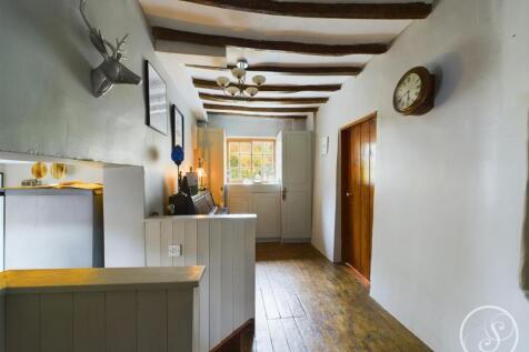 INNER HALLWAY