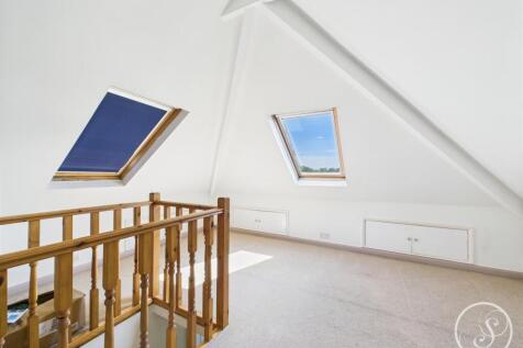 LOFT SPACE