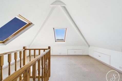 LOFT SPACE
