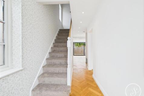 ENTRANCE HALL WAY