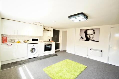 Open Plan Kitchen/Living Space