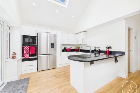 LOUNGE/KITCHEN/DINER