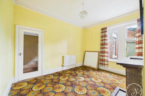 SECOND SITTING ROOM
