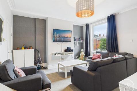 SHARED LIVING AREA